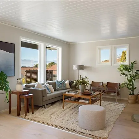 Exclusive House During Ons, Prime Location, Just 6 Minutes By Bus To The Ons Exhibition, With Stunning Views * Stavanger