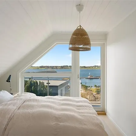 Exclusive House During Ons, Prime Location, Just 6 Minutes By Bus To The Ons Exhibition, With Stunning Views